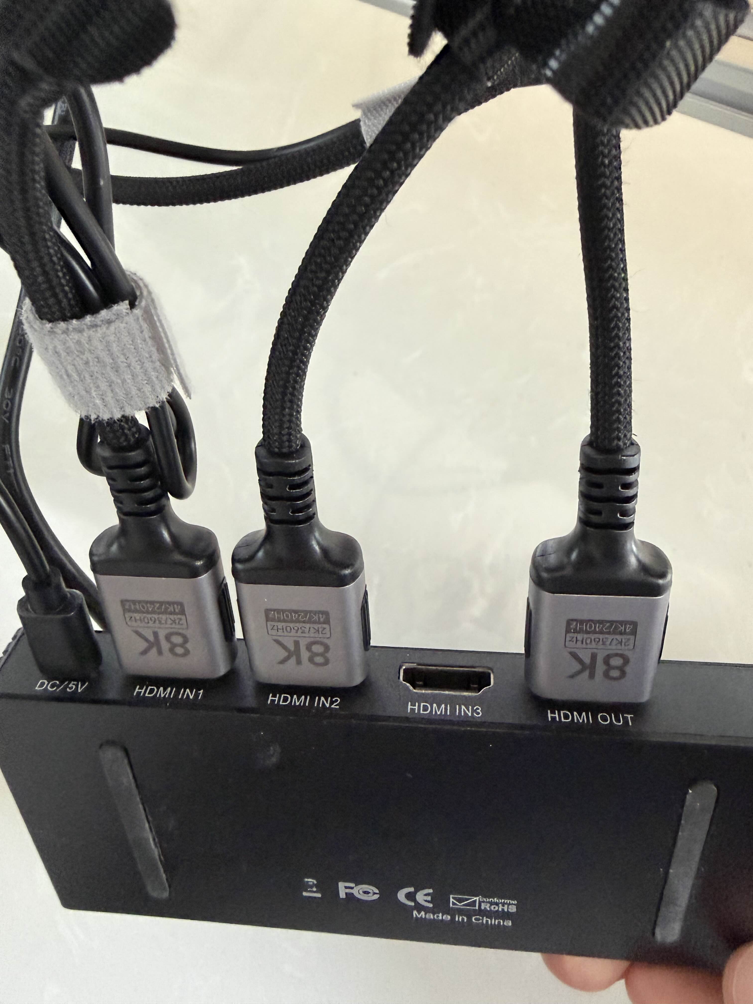 HDMI 三合一切换器-反面